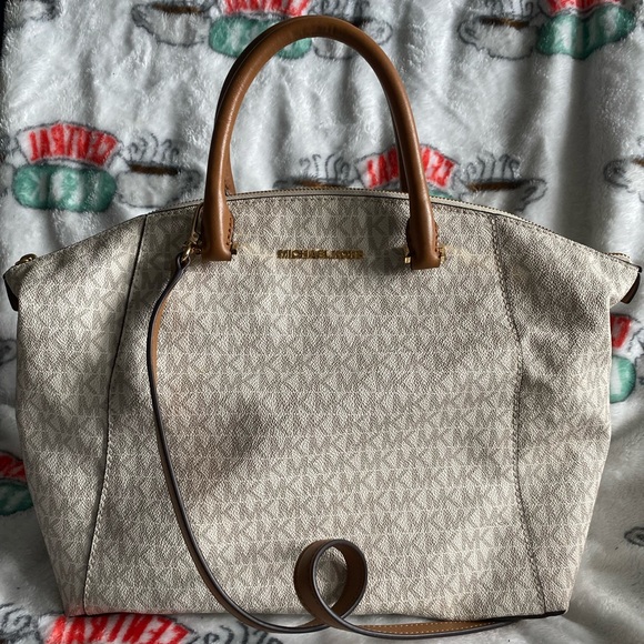 Michael Kors Handbags - Michael Kors Riley Satchel-Large